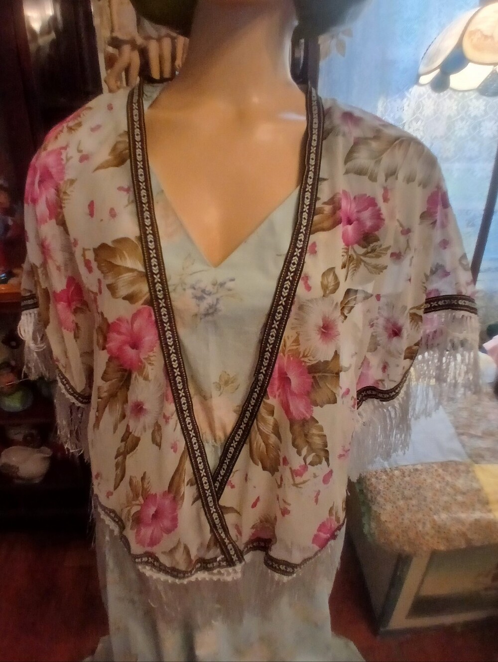 Ladies Floral Fringe Kimono Top in Cream and Pink Unique And Beautiful